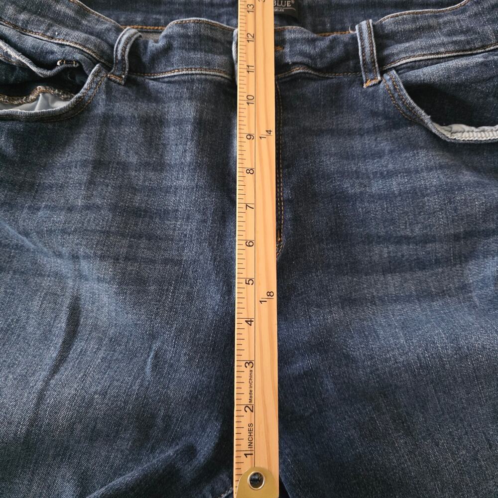 Judy Blue Woman's Cuffed Hem Jean Shorts Size 3XL - Picture 7 of 8